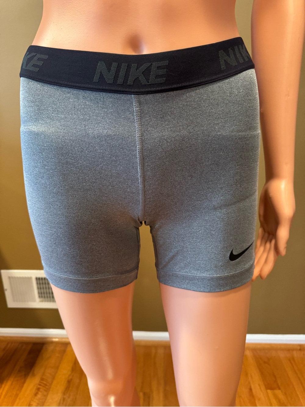 Nike Pro Gray Women's Bike Shorts with Black Logo Waistband